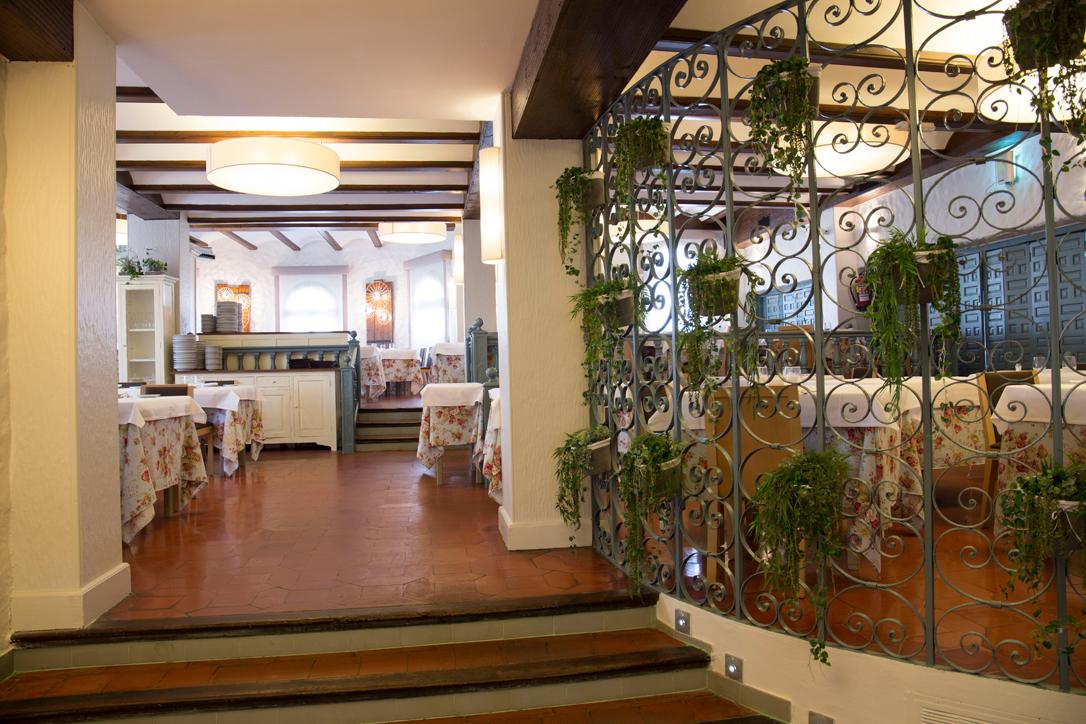 Hotel La Carreta Chiva Exterior foto